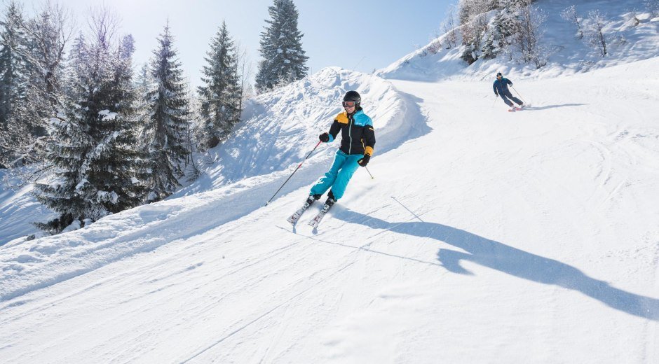 Skifahrer in Balderschwang im Allgäu © Tourismus Hörnerdörfer, F. Kjer
