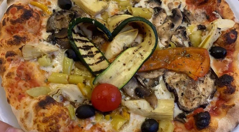 Pizzeria La Grotta © Pizzeria La Grotta