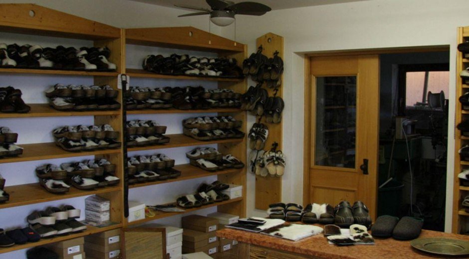 Fellschuhe finden Abnehmer auf der ganzen Welt © Schuh Keller