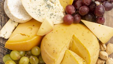 Käse & Bier in der Bergsennerei © Freepik
