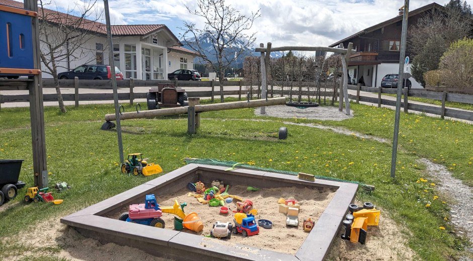 Sandkasten auf dem Spielplatz  Fischen-Langenwang © Tourismus Hörnerdörfer GmbH
