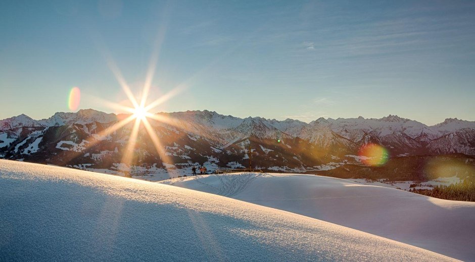 Skigebiet Ofterschwang-Gunzersied - Sonnenaufgang © Tourismus Hörnerdörfer, ProVisionMedia