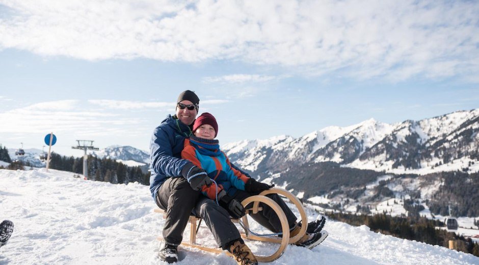 Rodeln im Skigebiet Ofterschwang © Tourismus Hörnerdörfer, F. Kjer