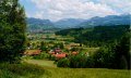 Aussicht auf Bettenried und weit hinten das Ostrachtal mit Bad Hindelang und Oberjoch © Tourismus Hörnerdörfer, M. Redecker