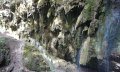 Moosiger Felsen beim Hinanger Wasserfall