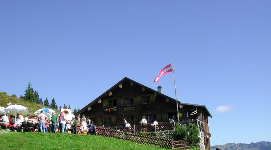 Blick zur Burgl Hütte © Tourismus Hörnerdörfer, MA
