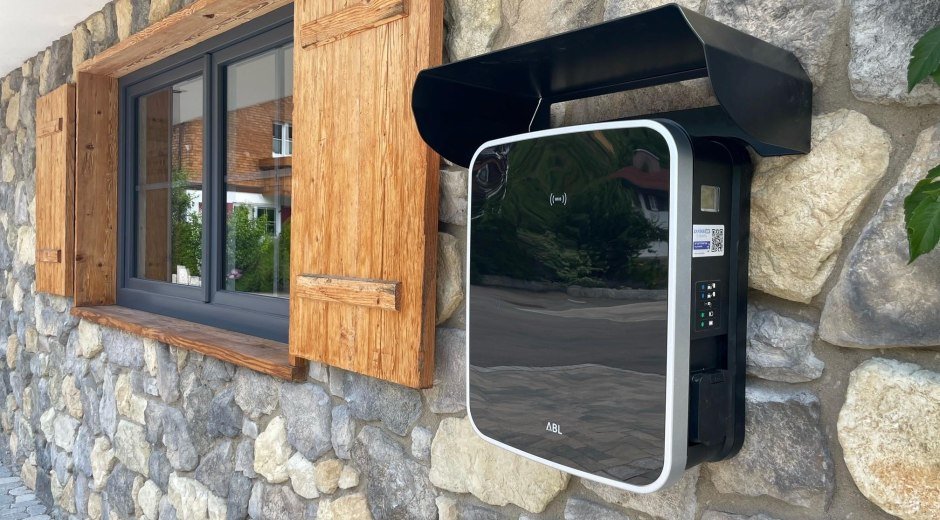 Ladestation am Gästehaus Hörnerblick © Tourismus Hörnerdörfer GmbH