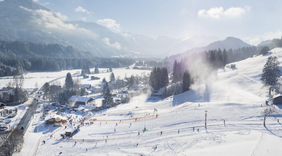 Skifahren im Allgäu © Tourismus Hörnerdörfer, ProVisionMedia