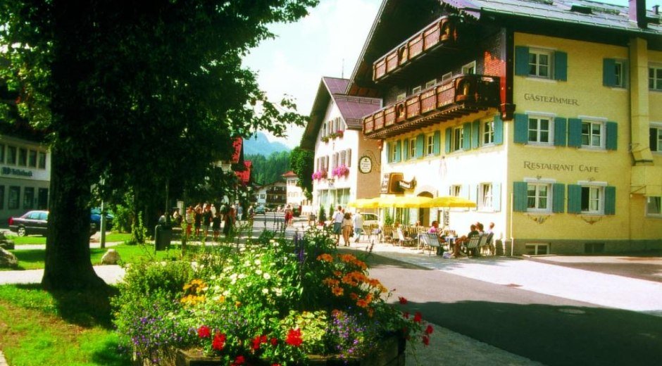 Hauptstraße in Fischen i. Allgäu