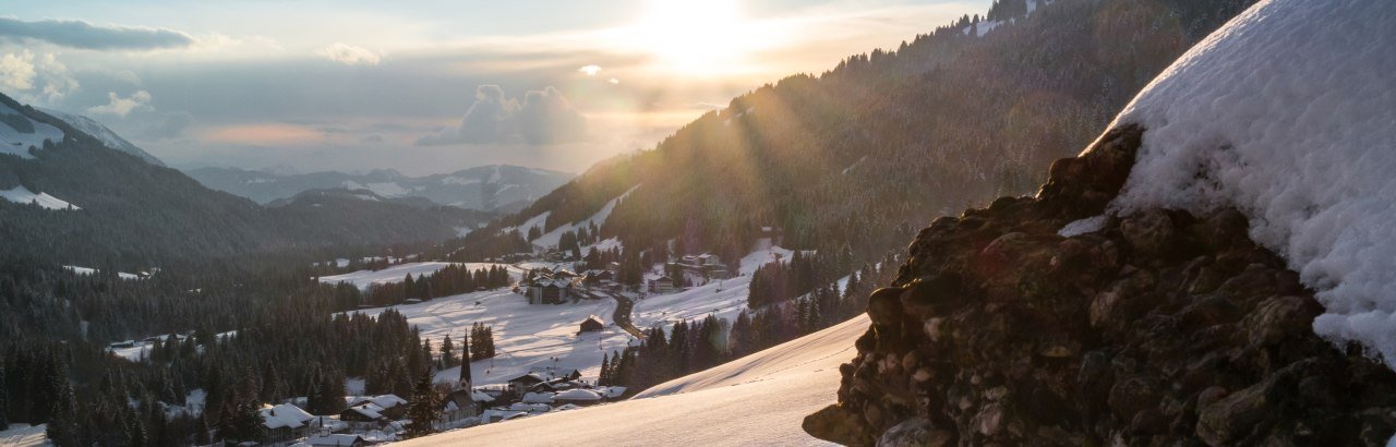 Balderschwang- Dorfansicht Winter © Tourismus Hoernerdoerfer GmbH, @Allgaeulichtbild