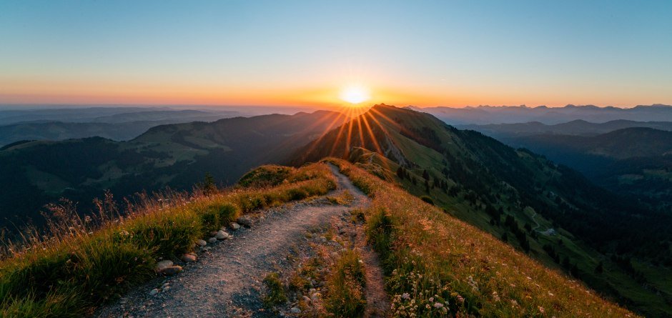 Sonnenaufgang am Hochgrat © Oberstaufen Tourismus, Leo Schindzielorz