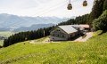 Auffahrt mit der Hörnerbahn in Bolserlang in den Allgäuer Hörnerdörfern mit Blick auf die Alpe Ornach. © Tourismus Hörnerdörfer, F. Kjer