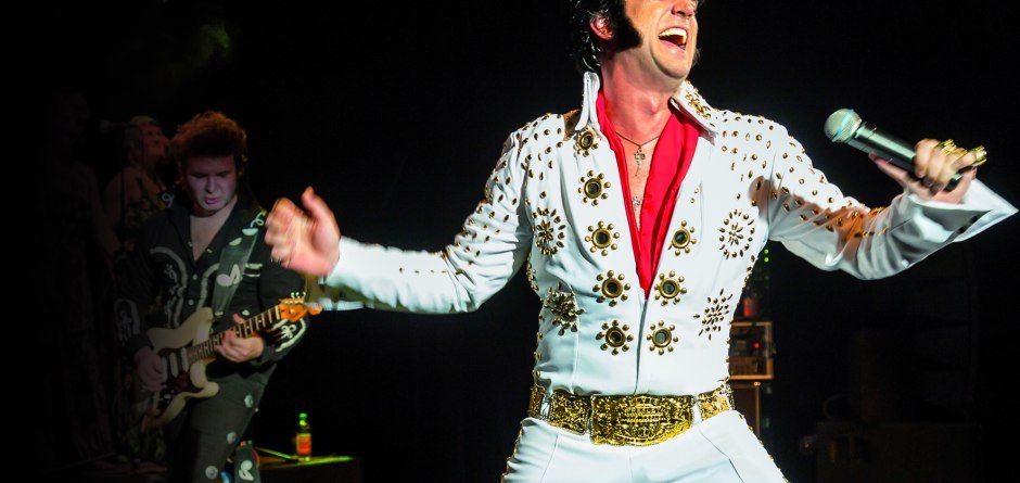 01_Pressefoto_The_Musical_Story_of_Elvis_live_2025_c_Andrea Pelz