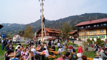 Maibaum © Tourismus Hörnerdörfer GmbH
