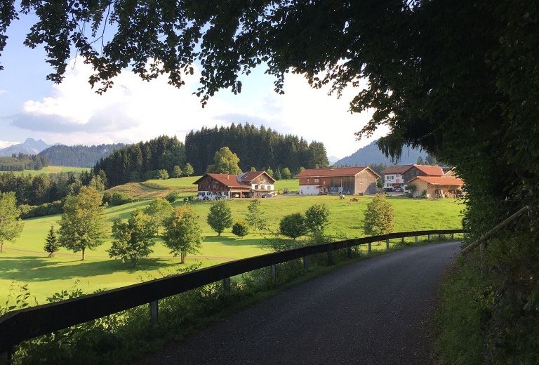 Blick auf den Ortsteil Gundelsberg © Tourismus Hörnerdörfer GmbH