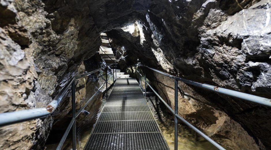 Sturmannshöhle - 180 Stufen, 300 Meter © Tourismus Hörnerdörfer, F. Kjer