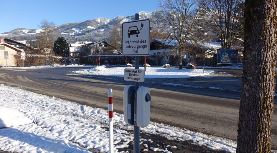 Tankstelle für E-Autos © Tourismus Hörnerdörfer GmbH