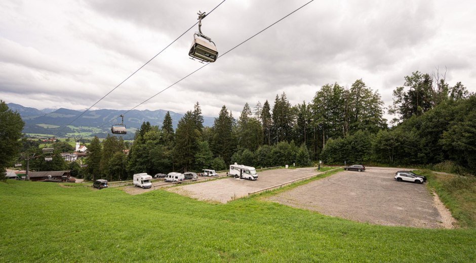 Wohnmobilstellplatz am Weltcup-Express © Tourismus Hörnerdörfer GmbH