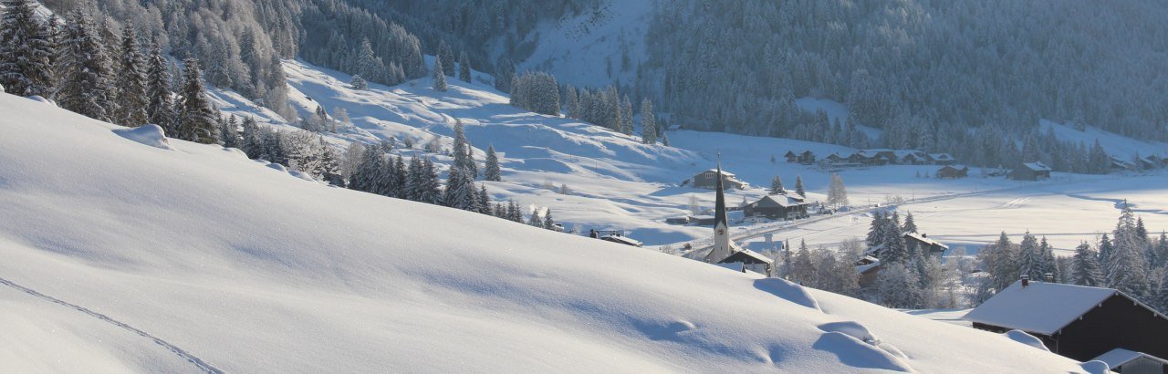 Balderschwang-Winter Dorfansicht © Tourismus Hörnerdörfer GmbH