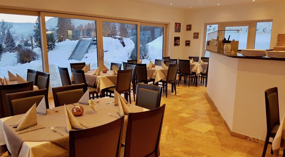 Ristorante-Pizzeria Cortina im Ofterschwanger Haus © Tourismus Hörnerdörfer GmbH