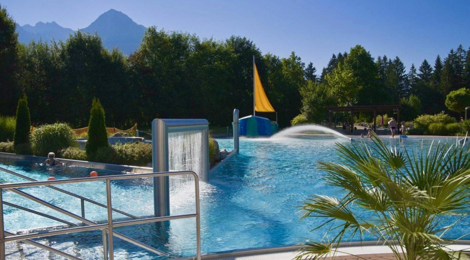 Im Freibad in Fischen findet die ganze Familie ihr © Tourismus Hörnerdörfer, R. Retzlaff