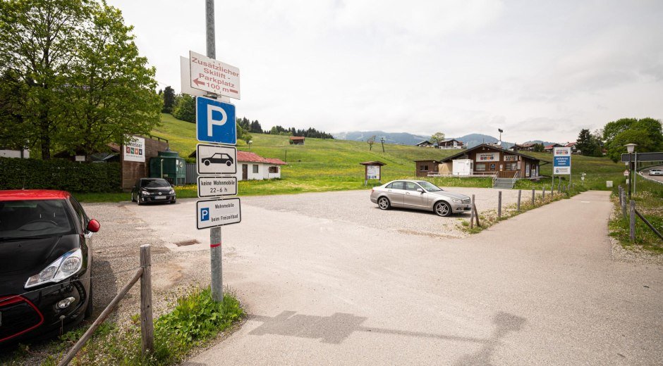 Parkplatz am Stinesser - Fischen i. Allgäu © Tourismus Hörnerdörfer GmbH