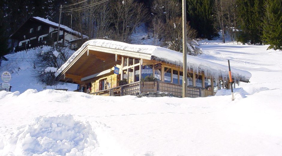 Auch im Winter hat das Höhlenstüble geöffnet © Tourismus Hörnerdörfer