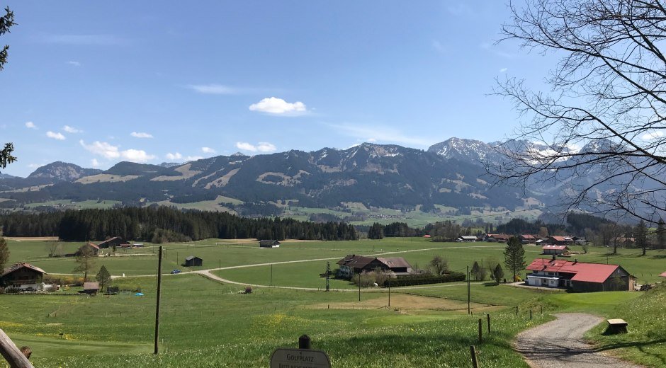 Blick auf den Golfplatz © Tourismus Hörnerdörfer GmbH