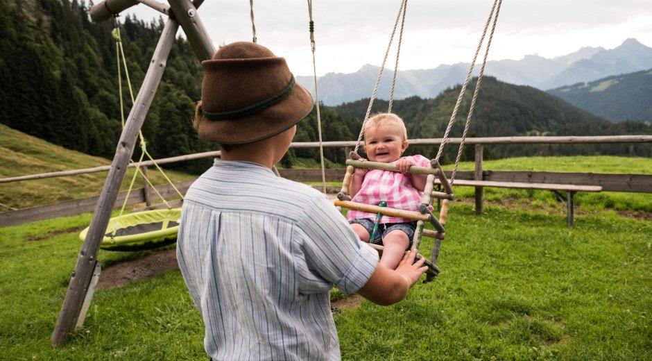 Spielplatz auf der Alpe Osterberg © Tourismus Hörnerdörfer, F. Kjer