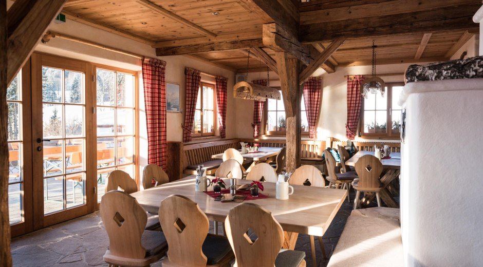 Schlitte Hitte an der Talstation Ofterschwang © Tourismus Hörnerdörfer, F. Kjer