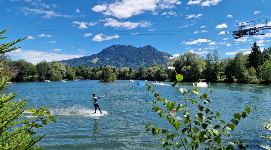 Wasserskilift Inselsee Allgäu © Tourist-Info Blaichach
