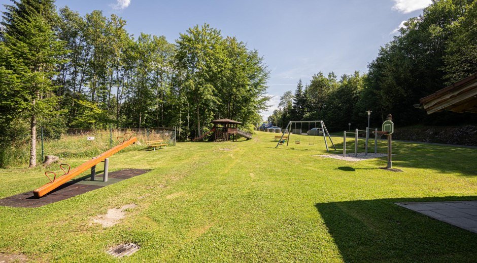 Spielplatz am Grillplatz Obermaiselstein © Tourismus Hörnerdörfer GmbH