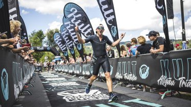 Ziellinie Allgäu Triathlon © Dominik Berchtold