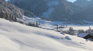 Balderschwang-Winter Dorfansicht © Tourismus Hörnerdörfer GmbH