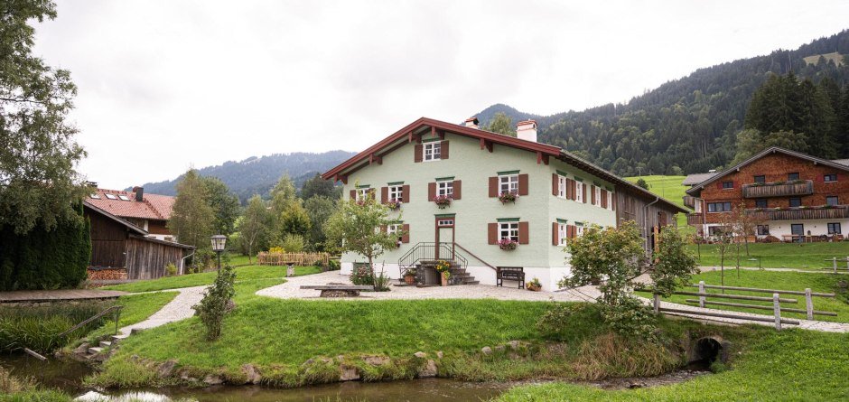 Basteln im Bauernhaus Busche Berta in Ofterschwang © Tourismus Hörnerdörfer