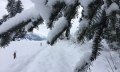 Kurzer Pfad durch den Schnee zur Wittelsbacher Höhe bei Schweineberg © Tourismus Hörnerdörfer, M. Redecker