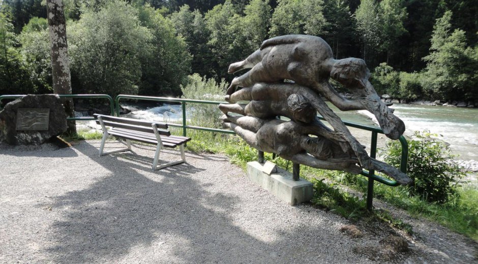 Ruhebank beim Illerursprung © Tourismus Hörnerdörfer, H.Besler