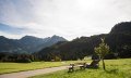 Ruhebank und Relaxliege in Niederdorf © Tourismus Hörnerdörfer, F. Kjer