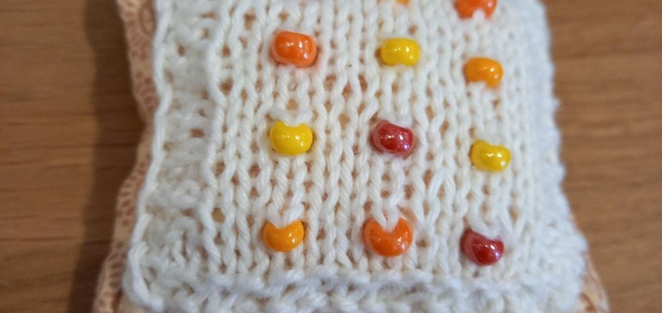 Nadelkisten mit eingestrickten Perlen © Meyenbären