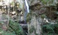Hinanger Wasserfall mit Steg