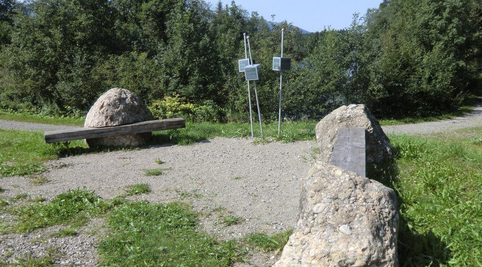 Themeninsel mit Trilogieplatz