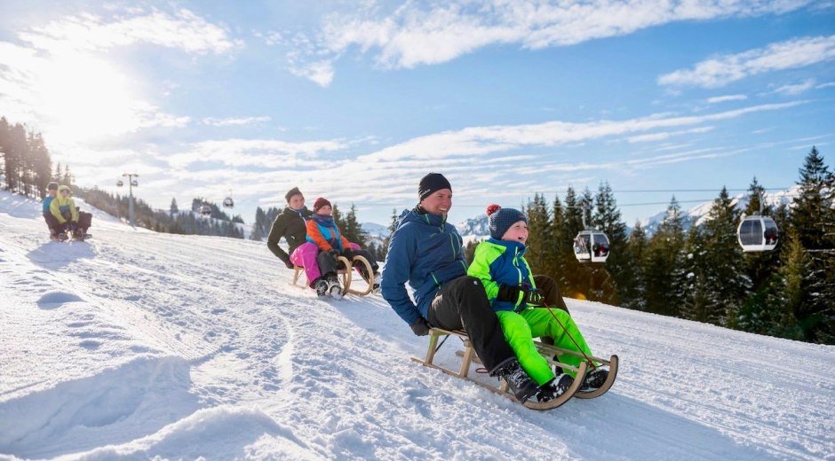 Rodeln im Skigebiet Ofterschwang Gunzesried © Tourismus Hörnerdörfer, F. Kjer