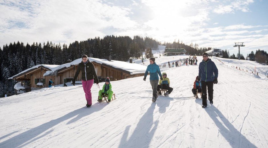 Rodeln im Skigebiet Ofterschwang © Tourismus Hörnerdörfer, F. Kjer