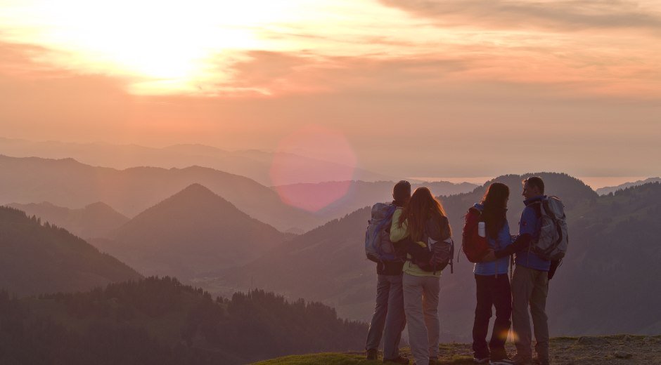 Sonnenuntergang am Riedberger Horn - Blick auf den Bodensee