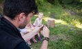 Bearbeitung der Pfeilspitzen © Tourismus Hörnerdörfer, F. Kjer
