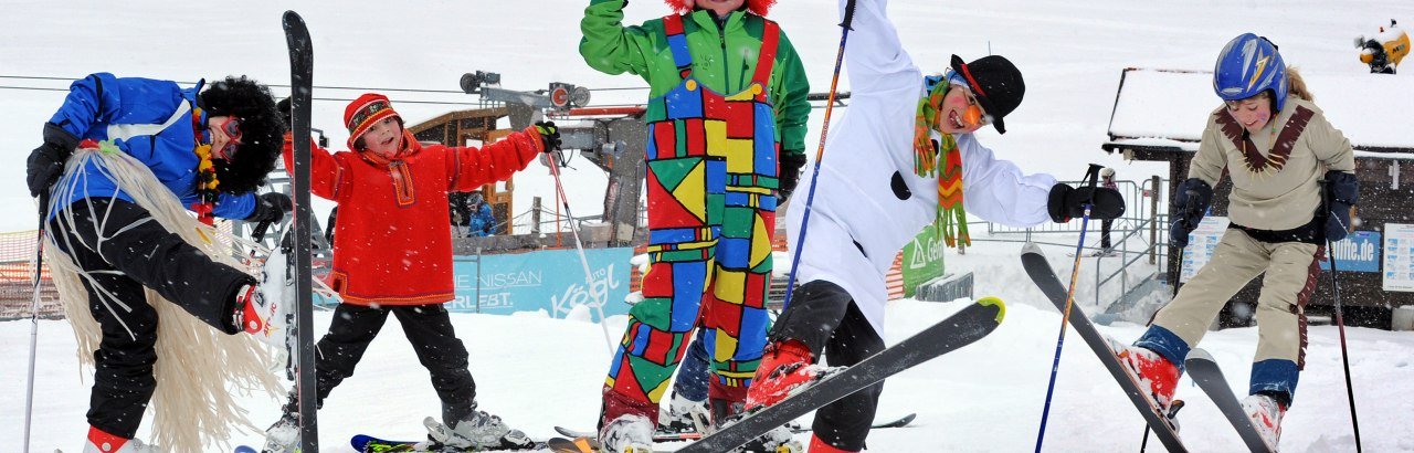 Fasching auf der Skipiste © Hermann Ernst