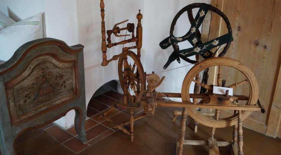 Alte Spinnräder im Fischingar Heimathaus © Tourismus Hörnerdörfer, G. Larsch