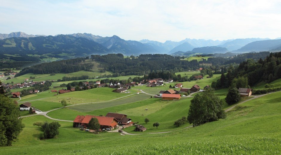Blick auf Hüttenberg © Gästeinformation Ofterschwang