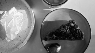Erzählcafé © Pexels Larissa Faber