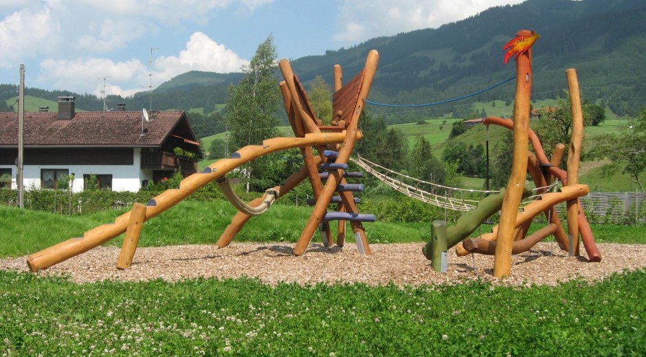Spielpatz in Fischen-Au © Tourismus Hörnerdörfer GmbH